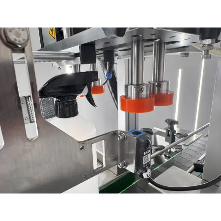 Zakręcarka automatyczna rolkowa CS-3000-8